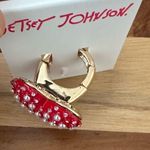 Betsey Johnson NWT  Pearl Rhinestone Red Heart Statement Adjustable stretch Ring Photo 1