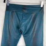 Onzie  Fiji Teal Snake Print Crop Leggings Photo 6