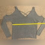 EXPRESS  Long-Sleeve Cut-Out Shoulder V-Neck Top Photo 7