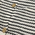 Whit and black sweater vest Multiple Size XL Photo 2