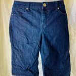 Bandolino  Dark Blue Denim Shorts with pockets Excellent cond size 6 Photo 0