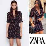 ZARA NWT Black Ruched Rose Floral Mini Dress
Size S Photo 1