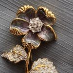 The Nolan Miller Glamour Collection Flower Pin set Green Photo 8