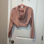 Alphalete  Union Performance Crop Hoodie Photo 5