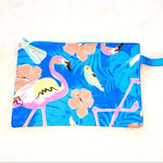 None Tropical flamingo vacay travel cosmetics bag Photo 1