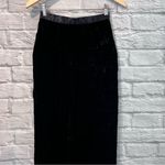 Jessica McClintock Vintage 1986  Women’s 24” Black Velvet Pencil Midi Skirt Photo 2