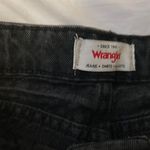 Wrangler loose roll shorts Photo 2