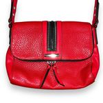 Nine West  Womens Purse Handbag Shoulder Bag Crossbody Red Black Zipper Accent Photo 1