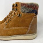 White Mountain Theo Suede Boots Womens Size 8.5 Fleece Lining Photo 1