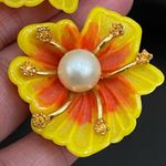 Vintage ORA Signed Orange Plastic Poppy Flower Faux Pearl Brooch & Earrings Set Photo 12