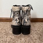 Madden Girl  Cream Black Snakeskin Combat Boots Size 8.5 Lace Up Zip Chunky Heel Photo 4