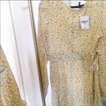 Forever 21 ✨F21 Floral Yellow Belted Dress✨ Photo 6