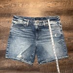 Lucky Brand The Roll Up Denim Blue Distressed Women Shorts Size 12/31 Photo 3