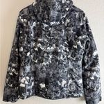 Burton  Black and White Women's Ski Jacket Photo 6