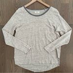 Madewell  Modern Linen Ringer Raglan Tee in Oatmeal Heather & Grey Size Medium Photo 0