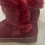 SO  Paulina Maroon faux fur winter pull on boots size 9 Photo 4