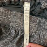 Lululemon  Hotty Hot Short II Sz 6 tall Heather Lux Photo 7