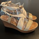 UGG  sandals Photo 3
