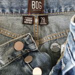 BDG  UO Straight Leg Narrow high waist destroyed ripped slouchy ankle jeans 28 Photo 13