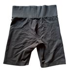 Nike Women’s  biker shorts M Photo 1