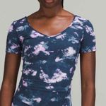 Lululemon Align T-Shirt Size 10 Circulate Tie Dye Mineral Blue Multi NWT Photo 0