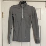 Lululemon jacket Photo 6