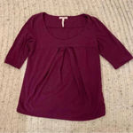 Old Navy  Maternity maroon 3/4 sleeve shirt, size small​ Photo 0