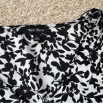 Well Worn Short sleeve floral top Photo 1