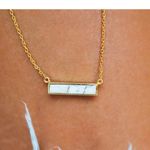 Boutique NEW Gold Howlite Bar Necklace‎ Photo 6