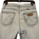 Wrangler Vintage  Flare Leg Light Wash Jeans, Sz 28 Photo 7