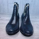 Vince Camuto  Sz 8.5 Calina Black Snakeskin Leather Ankle Booties boots shoes Photo 7