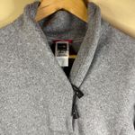 The North Face Crescent Shawl Toggle Button Sweater Women's Size XL Gray Photo 2