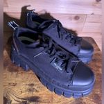 Palladium  Size 7 Women’s Revolt Lo TX Fashion Chunky Platform Sneakers Photo 0