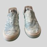 Blowfish Women's Fashion Sneakers Tie Photo 2