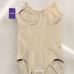 NWT HEYSHAPE Snatched Shapewear Beige Bodysuit Size M Sculpts Smoothes Supports Tan Size M Photo 0