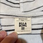 Billabong pullover, Size Small Photo 2