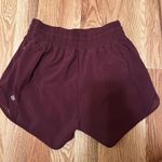 Lululemon  Shorts Hotty Hot 4"  Photo 1