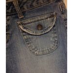 Aeropostale Juniors  Flap Pocket Distressed Capri Jeans with Stretch Size 5/6 Photo 2