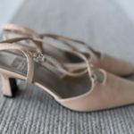 Vintage Mootsie Tootsie Champagne Cream Satin Rhinestone Slingback Dressy Heels Size 8.5 Photo 4