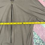 Venus Small  Top Photo 5