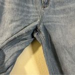 American Eagle  Light Wash Double Yoke High Rise Straight Leg Jeans Size 8 Photo 4