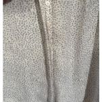 Adrienne Vittadini  Women's Blouse, size Medium, gray white pink Photo 1