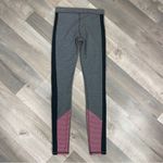 Under Armour Womens Favorite Graphic Leggings Gray Pink XS 1300180 Photo 5