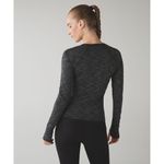Lululemon  Interval Long Sleeve Black Grey Ruched V-Neck Long Sleeve Shirt Size 4 Photo 3