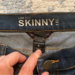 New York & Co. Low Rise Skinny Leg Distressed Jeans Size 6 Photo 2