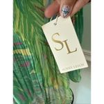 Sunny Leigh  Blouse Green Pink 1X Crinkle Pattern Key Hole Flowy Top Tropical Photo 4