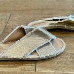 Olivia Miller Women’s Joseline Espadrille Slide Sandals Gold Size 7 NWT Photo 3