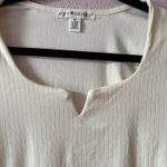 Eye Candy Cream Lined T shirt Photo 1