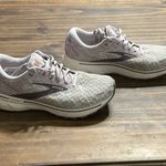 Brooks Women's Ghost 14 Photo 1