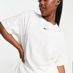 Nike ASOS essential boyfriend t-shirt in white Photo 8